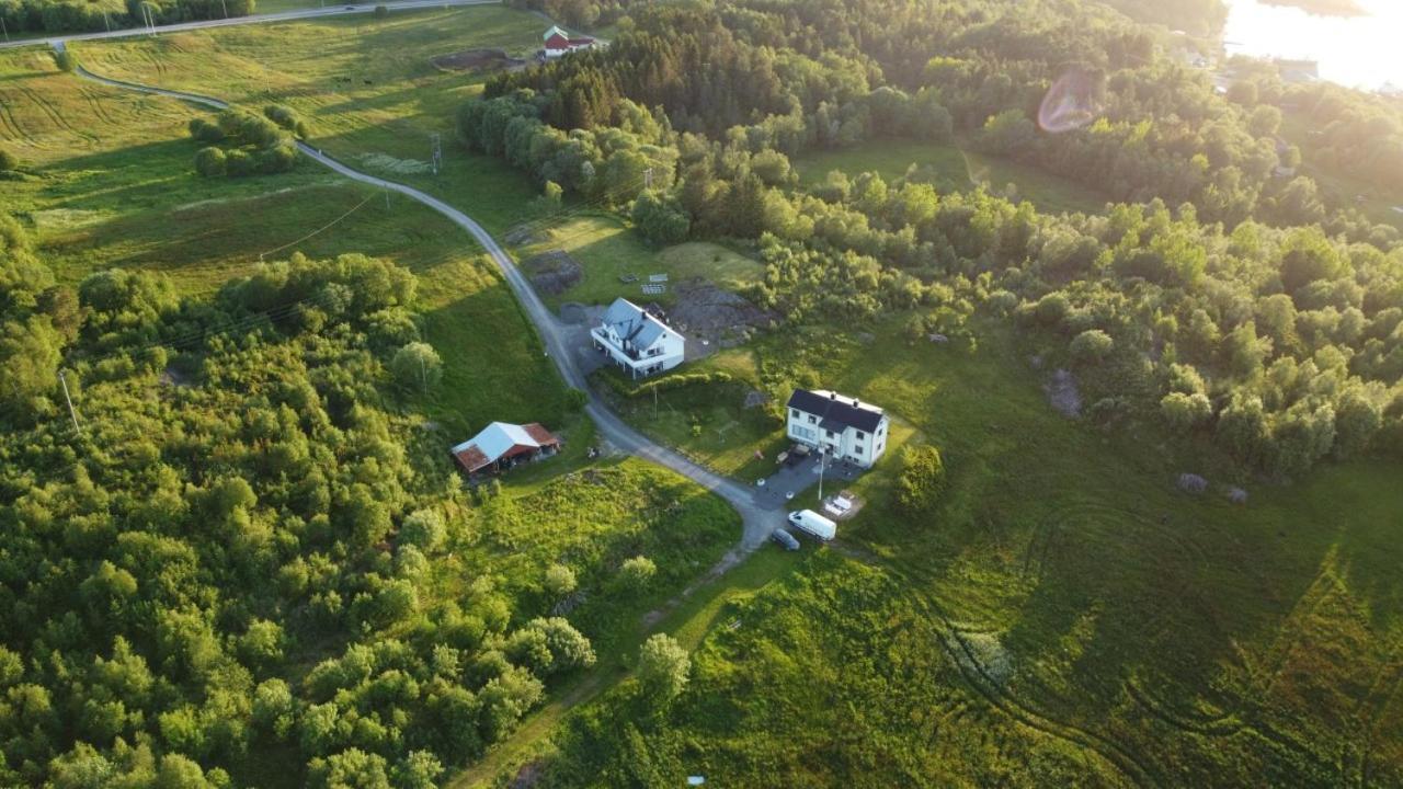 Leite Gård near Atlantic Road in Hustadvika Lyngstad Exterior foto